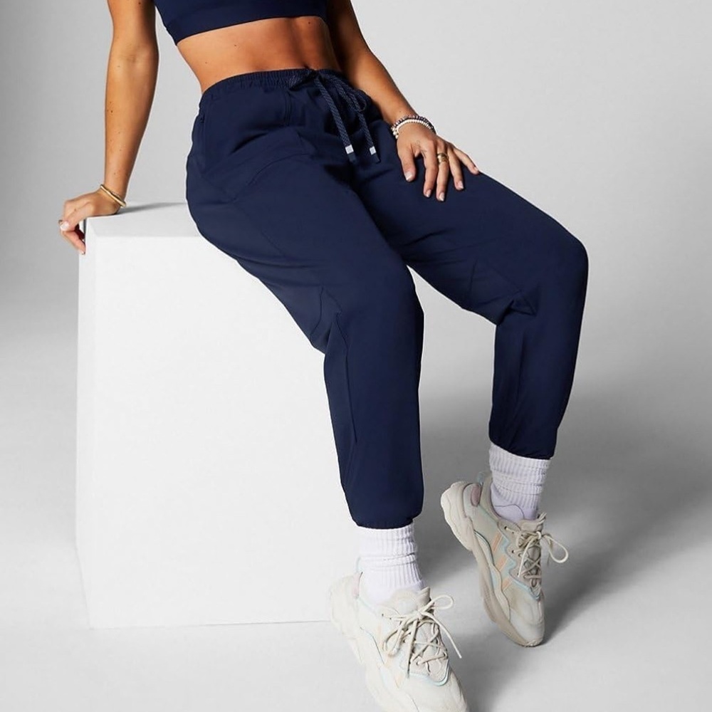 Fabletics One Joggers - Navy Blue